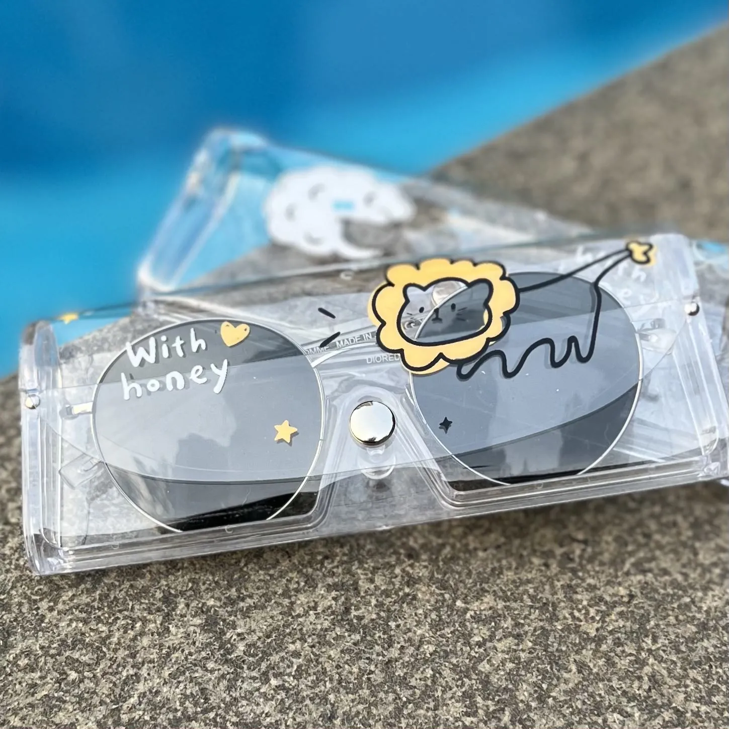 Clear Transparent Travel Sunglass Case - With Honey