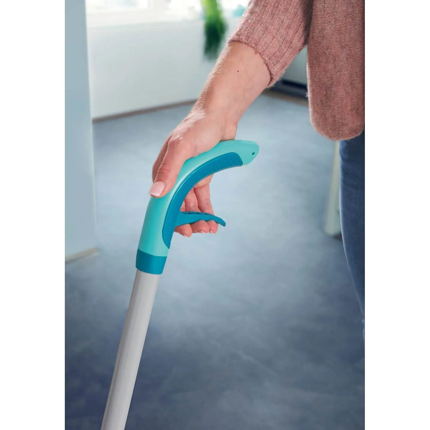 Leifheit Easy Spray Wiper Mop