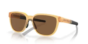 Oakley 0OO9250 925010 Actuator Full Rim Matte dark curry opaline Square Sunglasses
