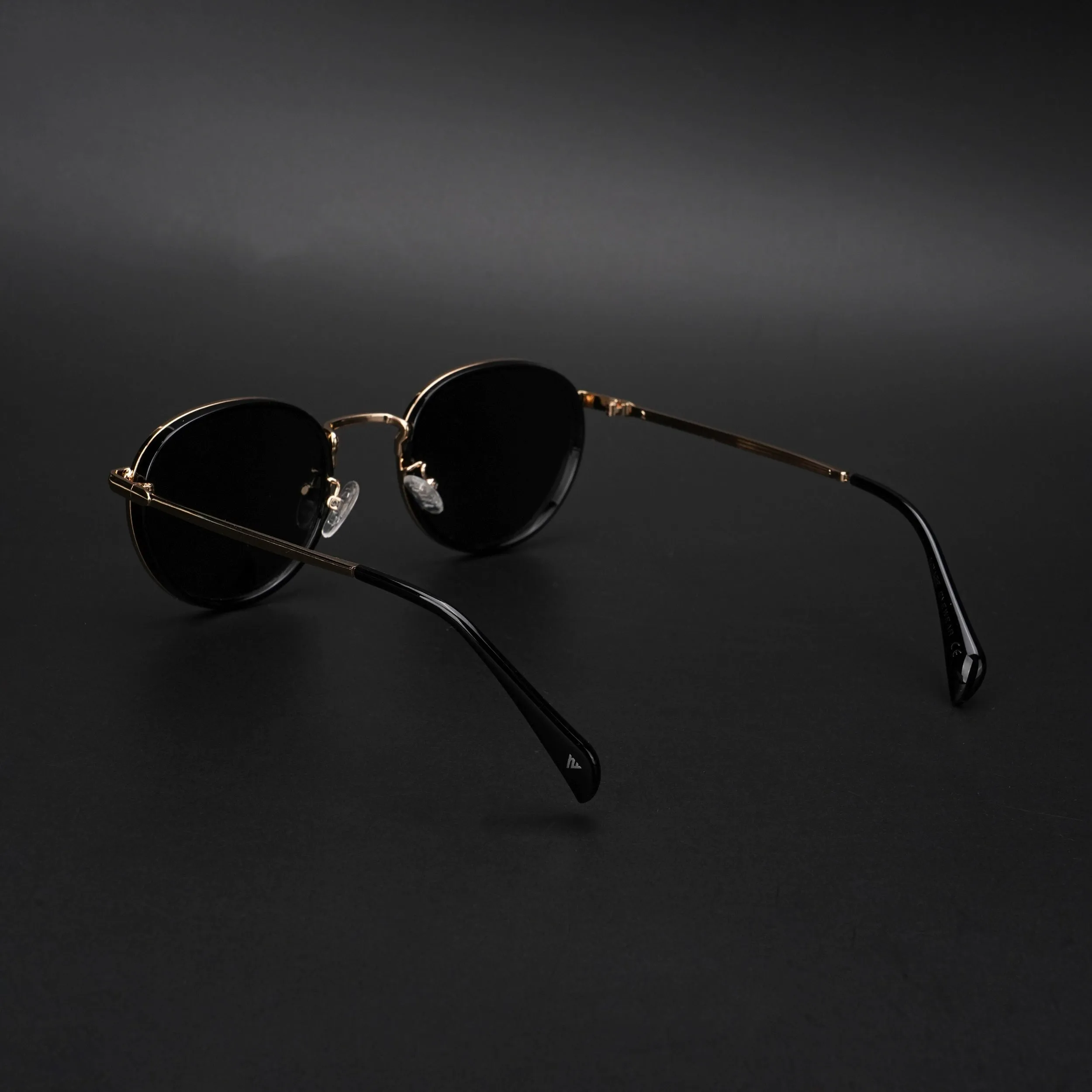 Round Polarized Sunglasses (Black Lens | Golden Frame - PMG5857)